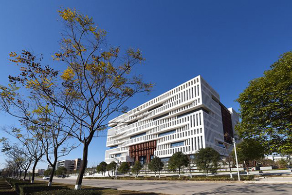 武漢理工大學(xué)